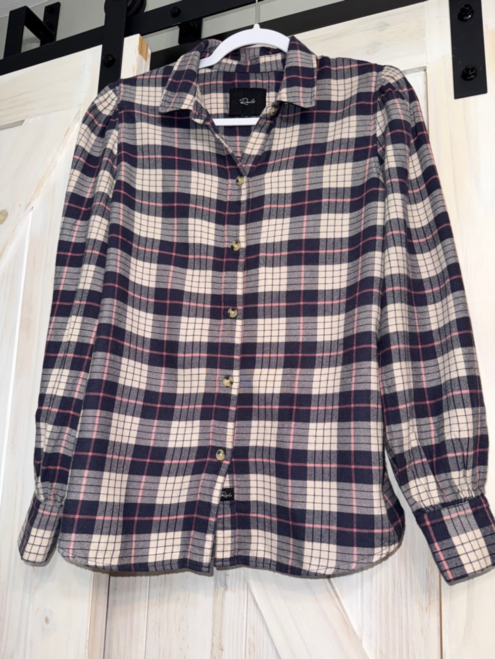 RAILS Angelica almond pink, navy size medium long sleeve flannel button up shirt